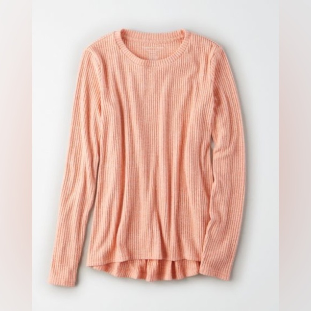 NWOT American Eagle Women’s Soft & Sexy Plush Long Sleeve Tee